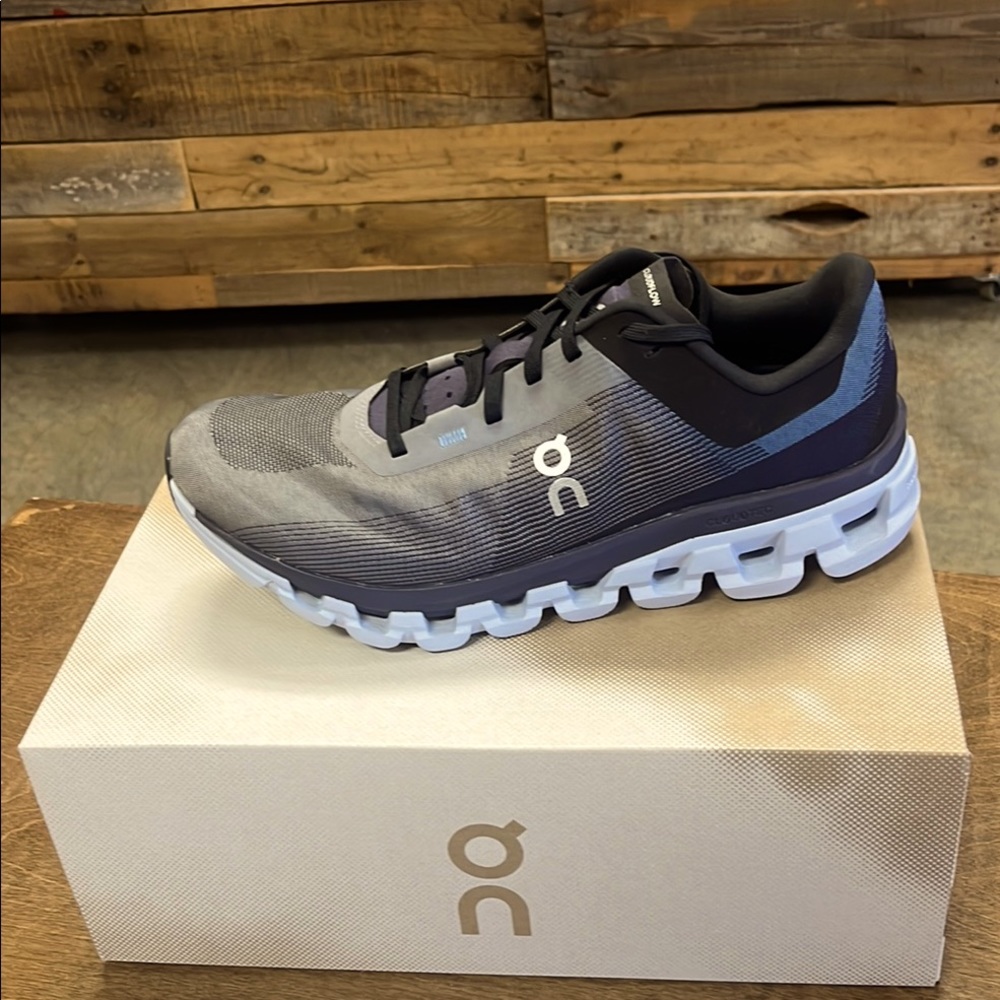 On Running Fade/Iron Cloudflow 4